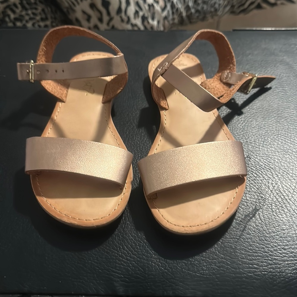 Girls sandal